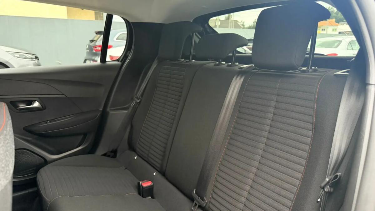 peugeot-208-2023-gasolina-1199cc