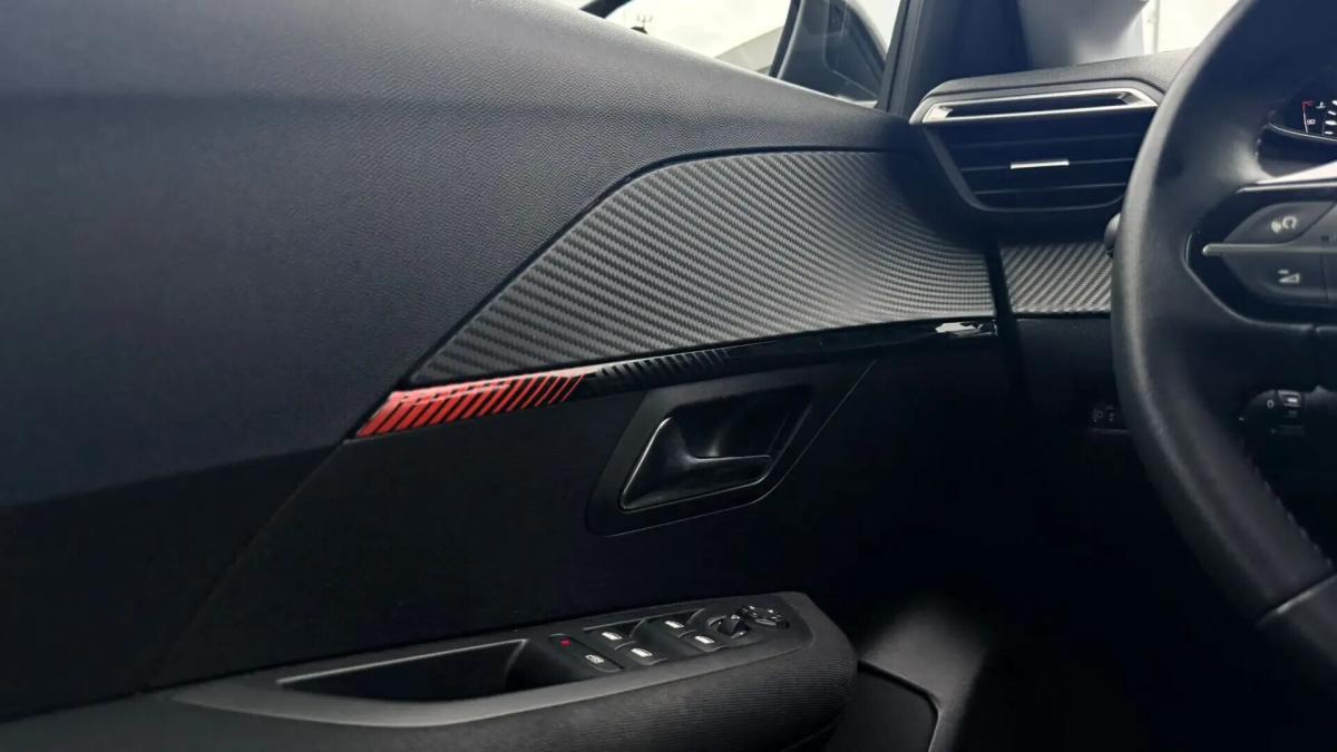 peugeot-208-2023-gasolina-1199cc