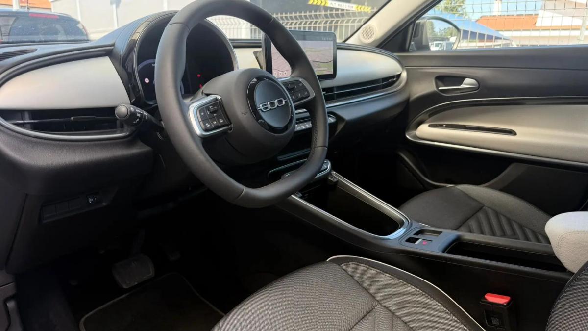 fiat-600-2026-gasolina-1199cc