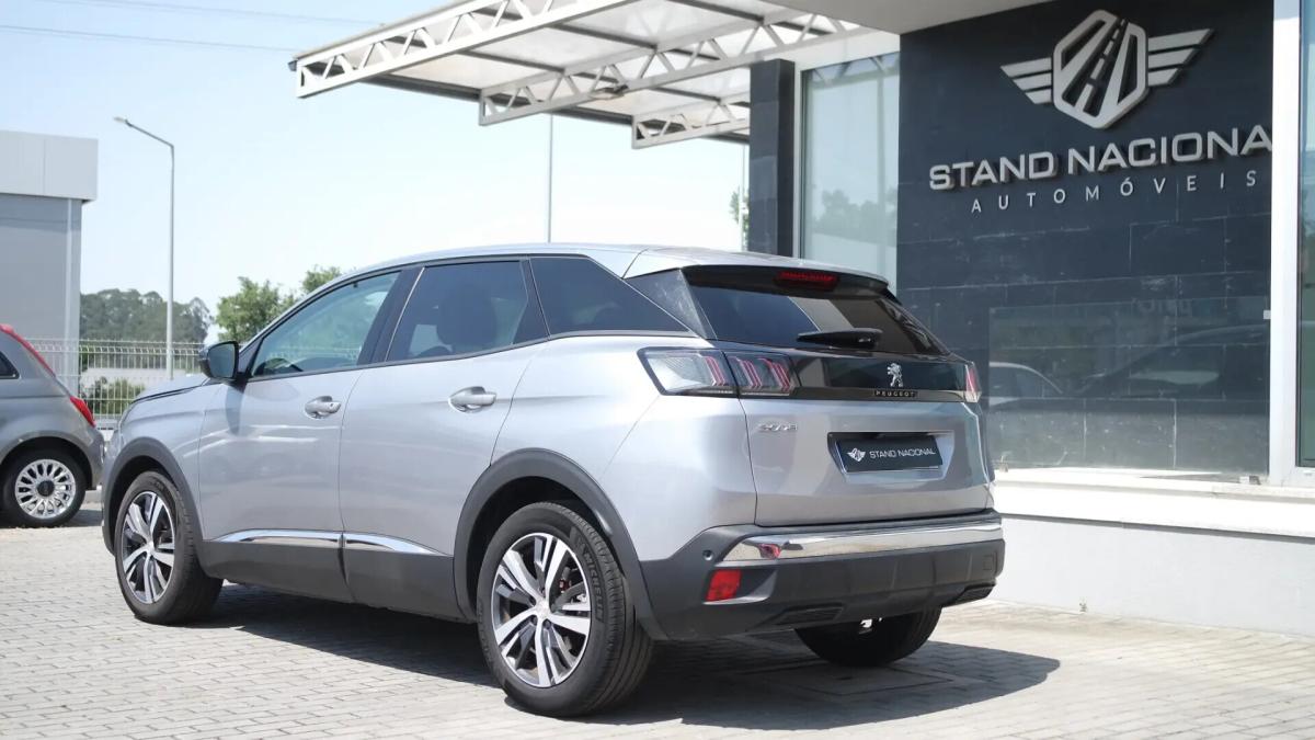 peugeot-3008-2022-diesel-1499cc