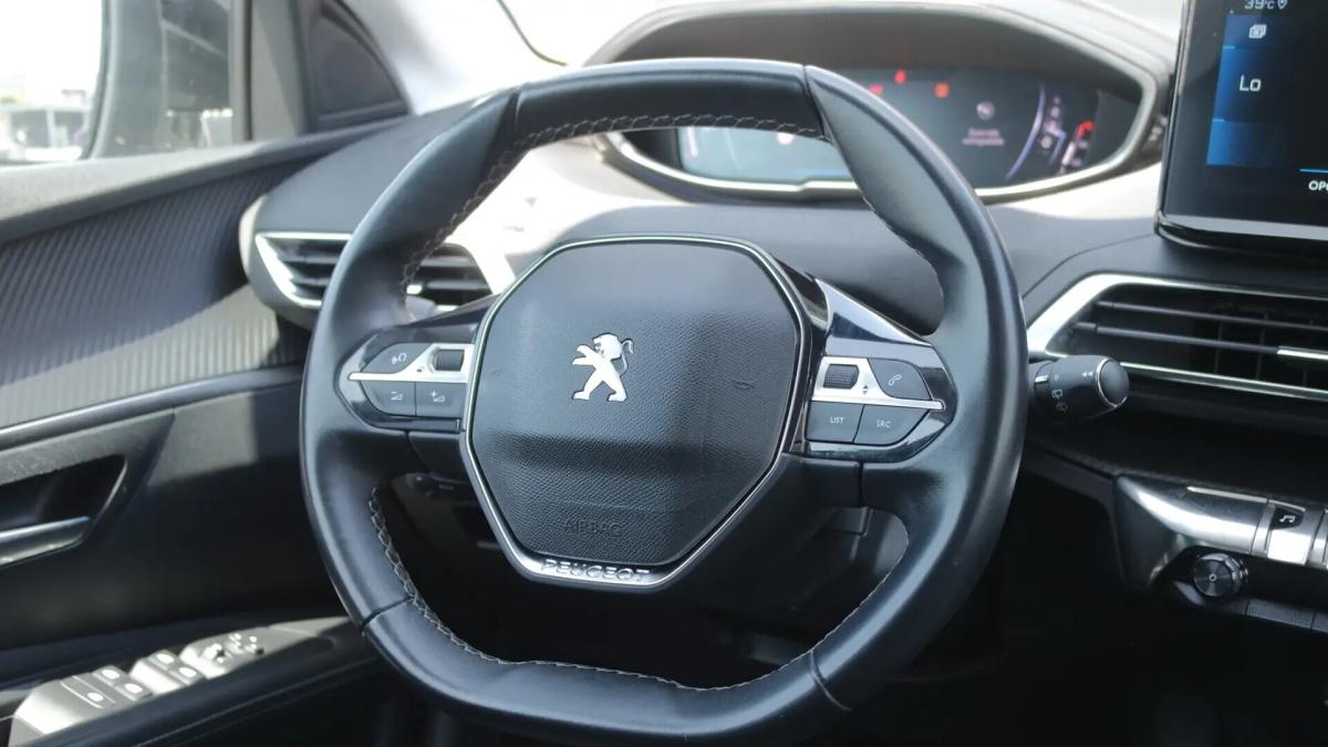 peugeot-3008-2022-diesel-1499cc