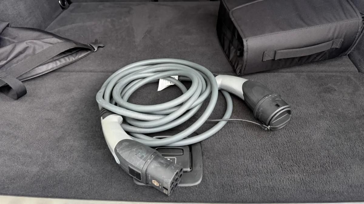 bmw-serie-3-330e-2020-hibrido-a-gasolina-1998cc