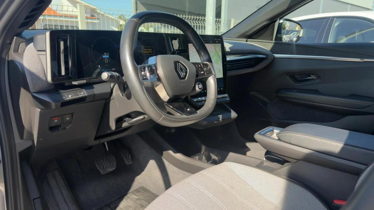 renault-megane-e-tech-2022-eletrico-0cc