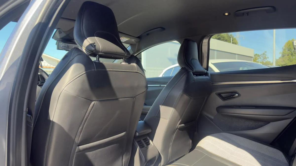 renault-megane-e-tech-2022-eletrico-0cc