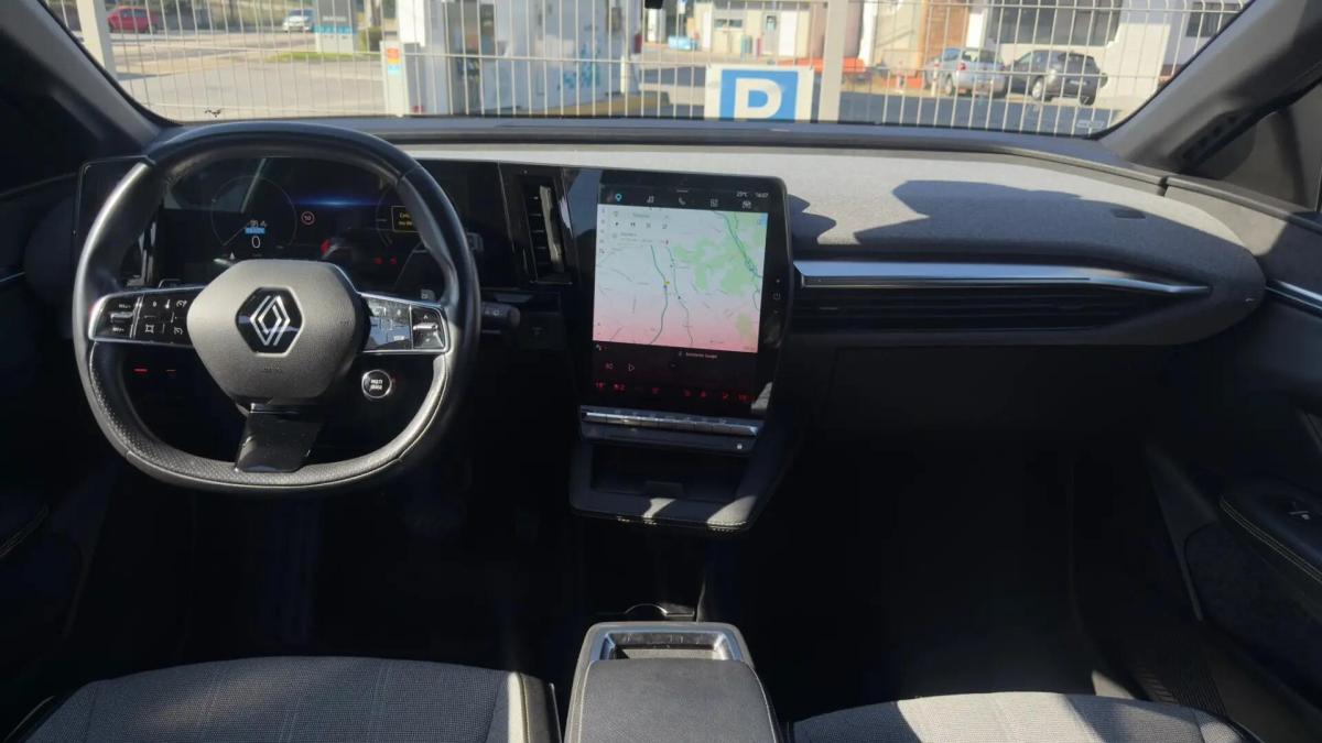 renault-megane-e-tech-2022-eletrico-0cc