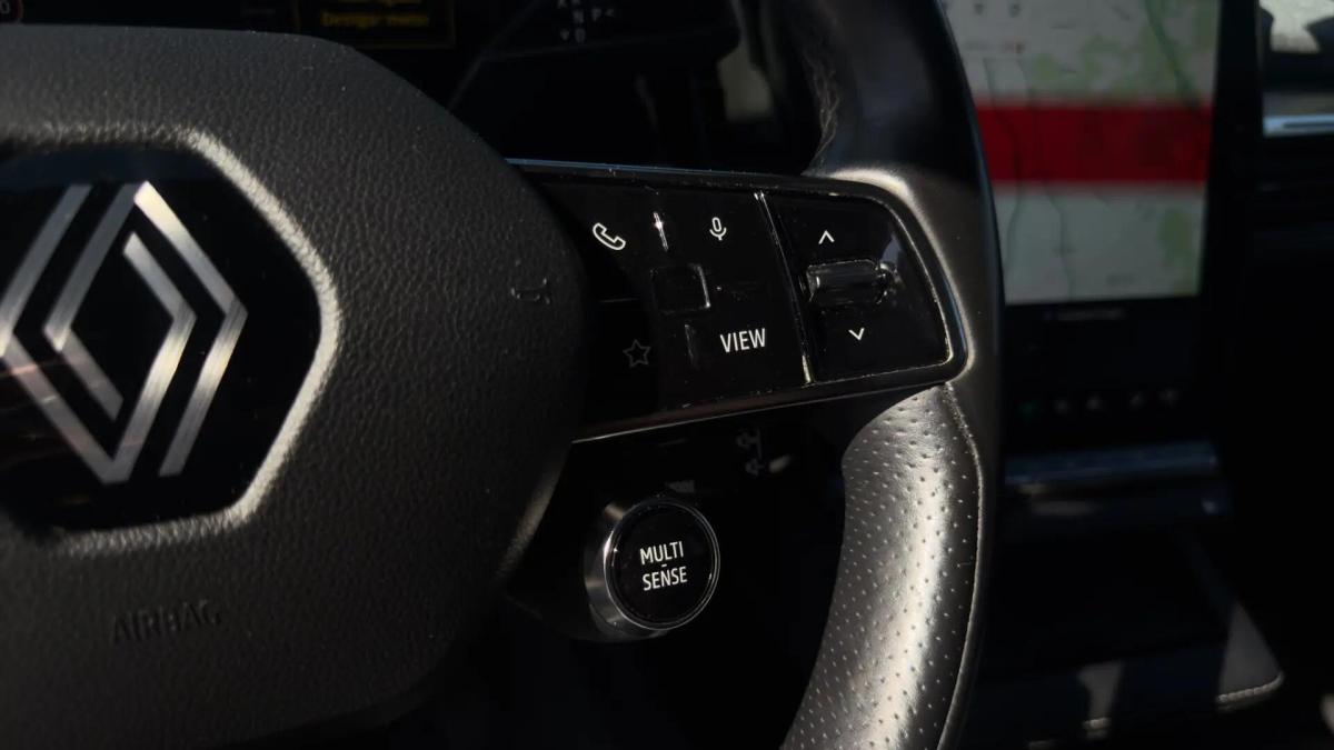 renault-megane-e-tech-2022-eletrico-0cc