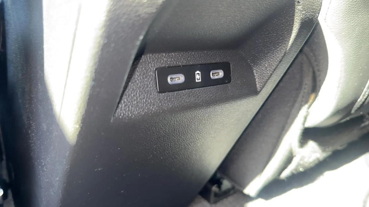 renault-megane-e-tech-2022-eletrico-0cc