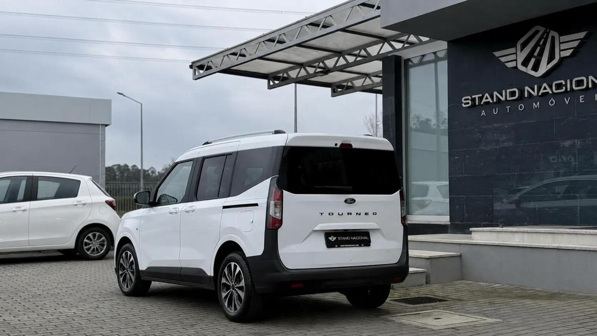 ford-tourneo-courier-2025-gasolina-998cc