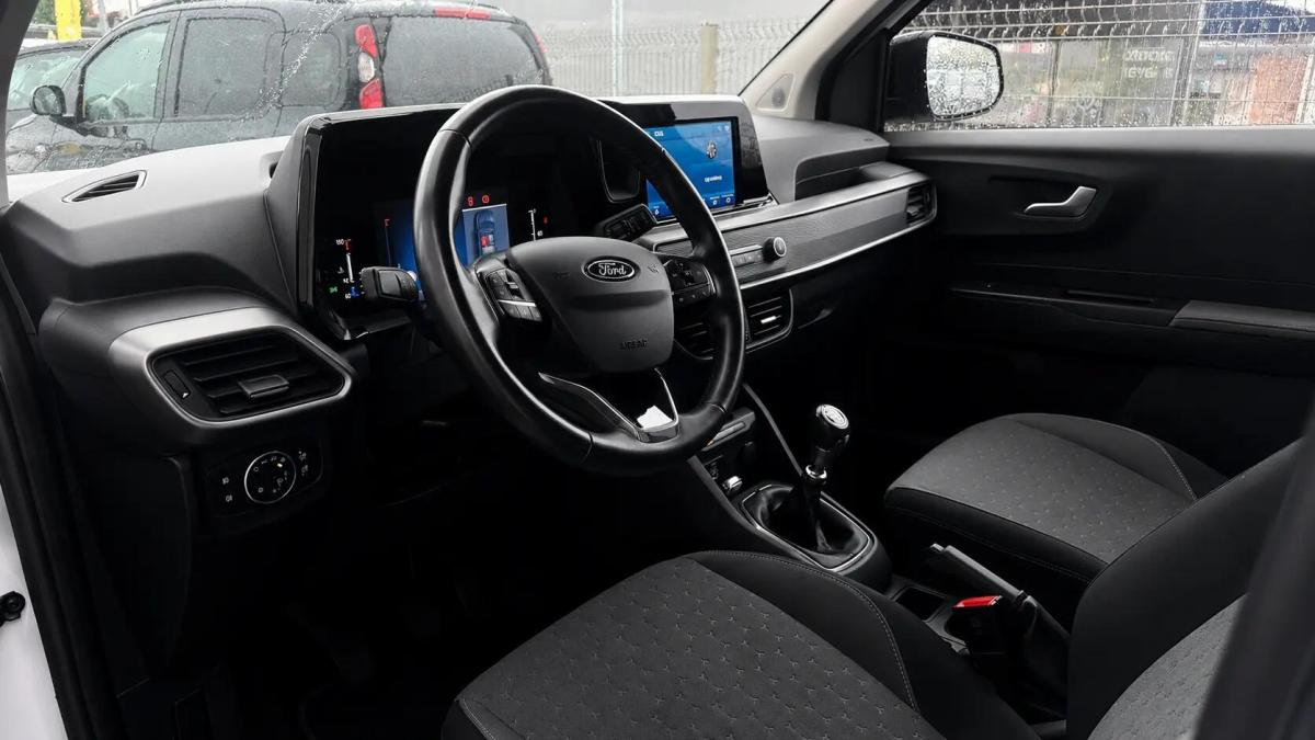 ford-tourneo-courier-2025-gasolina-998cc