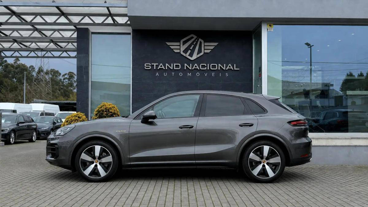 porsche-cayenne-2025-hibrido-a-gasolina-2995cc