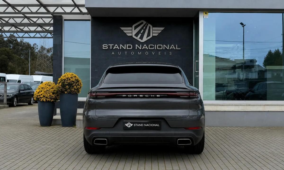 porsche-cayenne-2025-hibrido-a-gasolina-2995cc