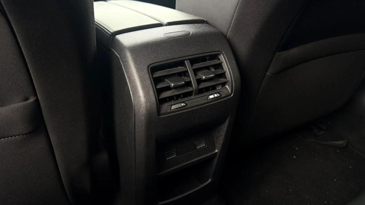 peugeot-308-2024-gasolina-1199cc
