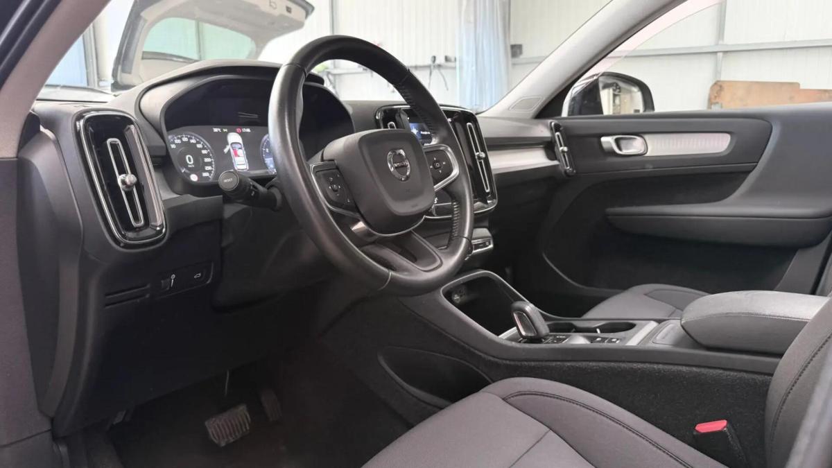 volvo-xc40-2021-gasolina-1477cc