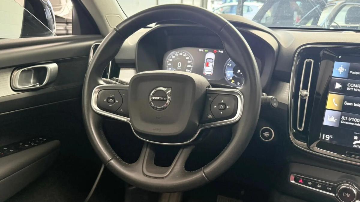 volvo-xc40-2021-gasolina-1477cc