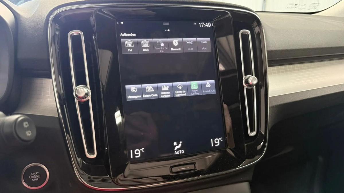 volvo-xc40-2021-gasolina-1477cc