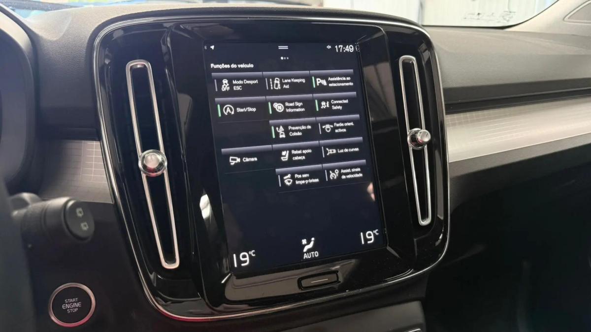 volvo-xc40-2021-gasolina-1477cc