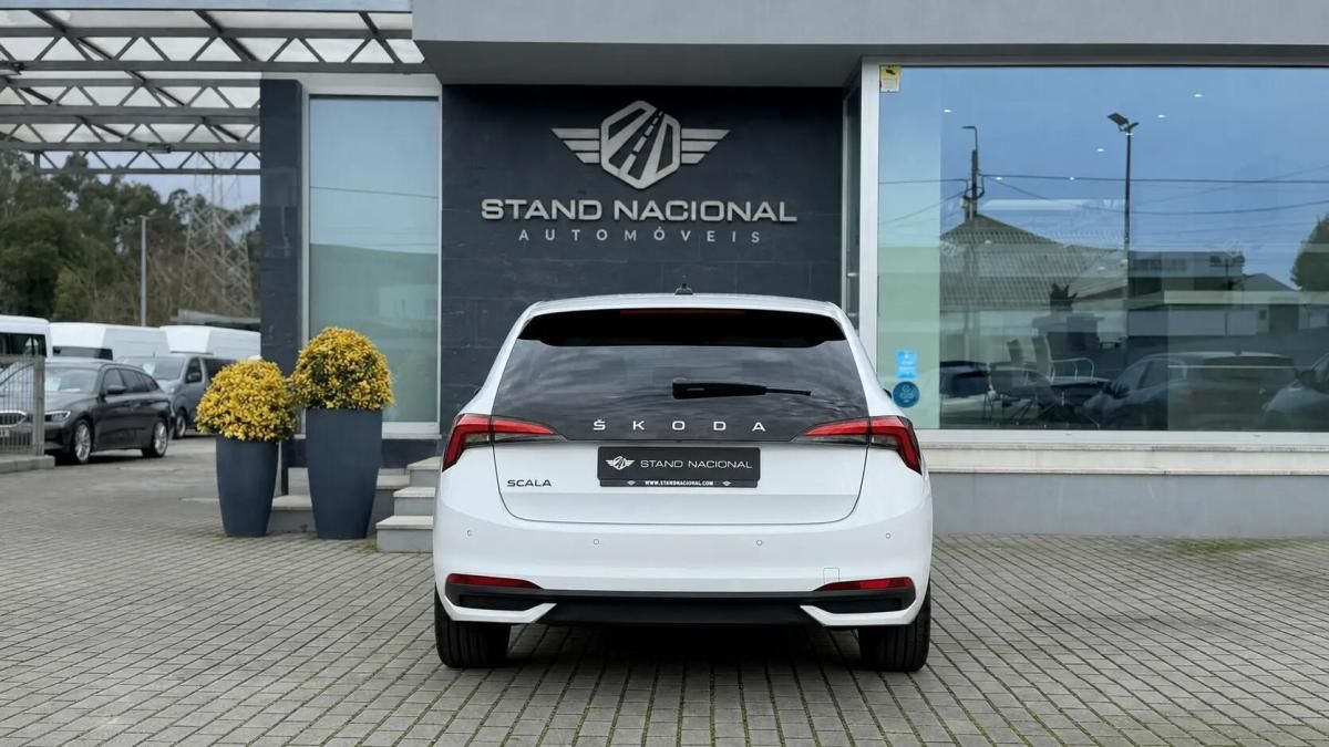 skoda-scala-2025-gasolina-999cc