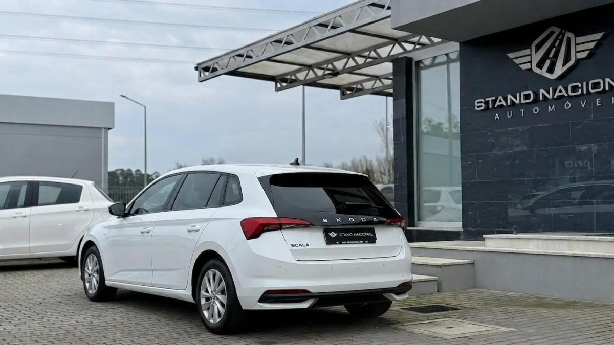 skoda-scala-2025-gasolina-999cc