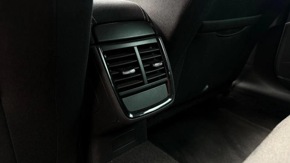 skoda-scala-2025-gasolina-999cc