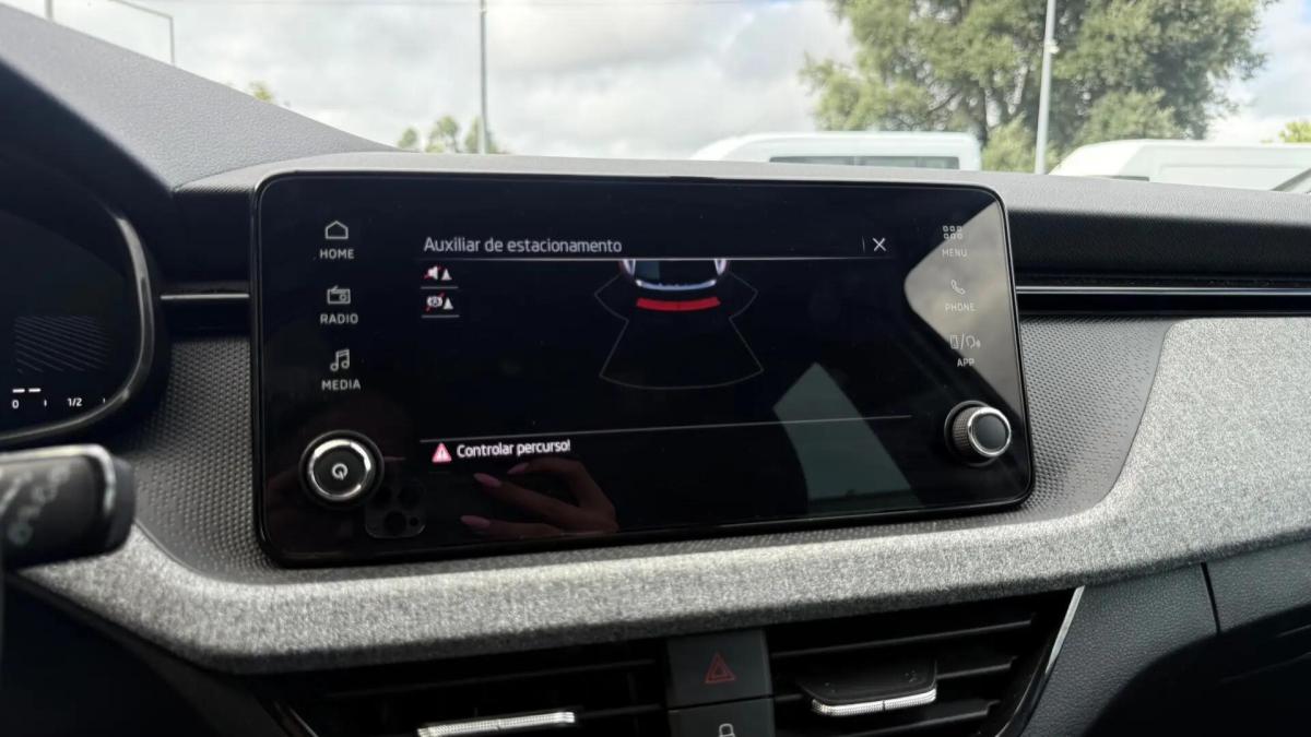 skoda-scala-2025-gasolina-999cc
