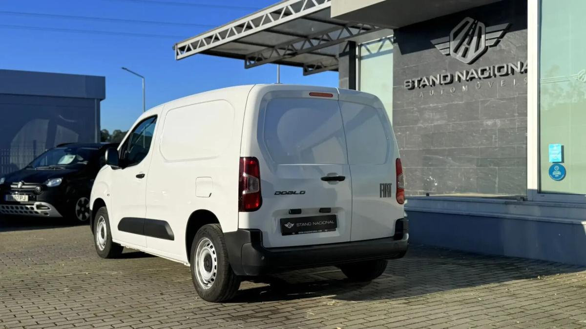 fiat-doblo-2025-diesel-1499cc