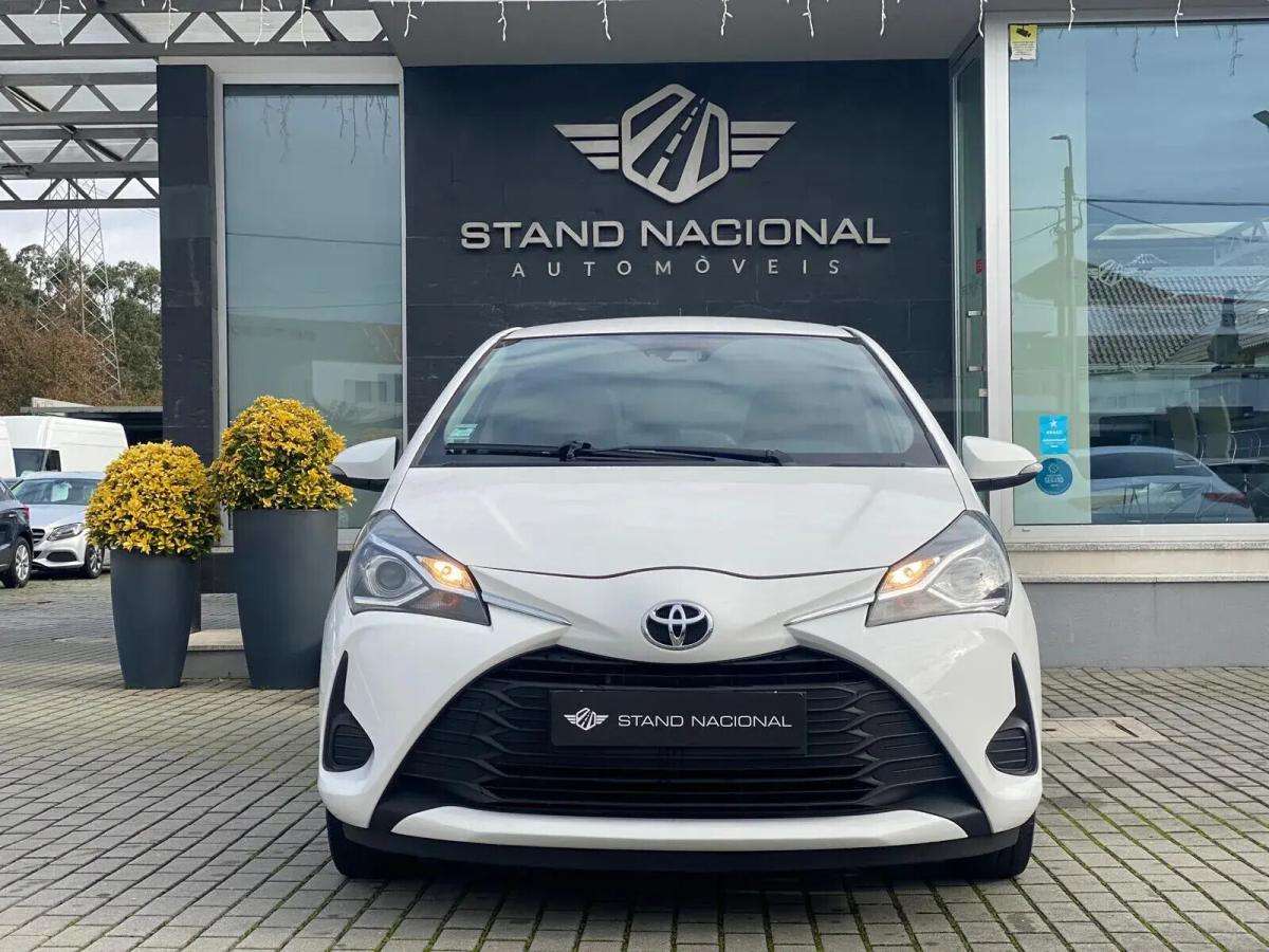 toyota-yaris-2020-gasolina-998cc