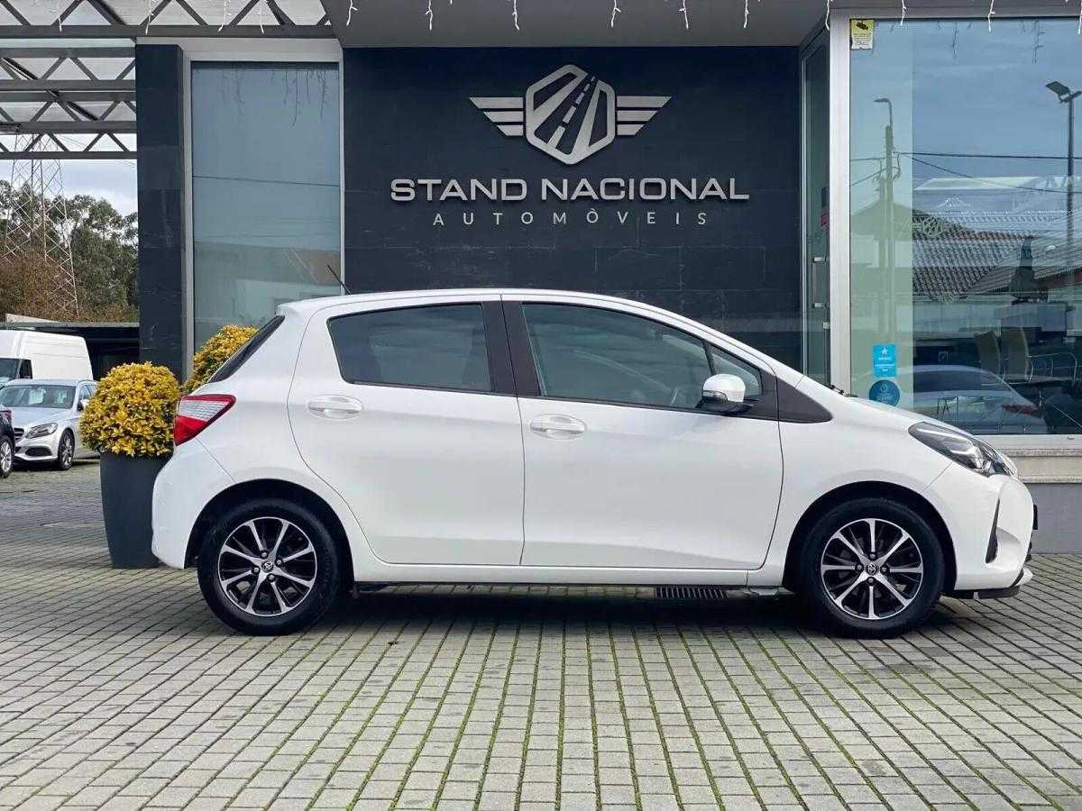 toyota-yaris-2020-gasolina-998cc