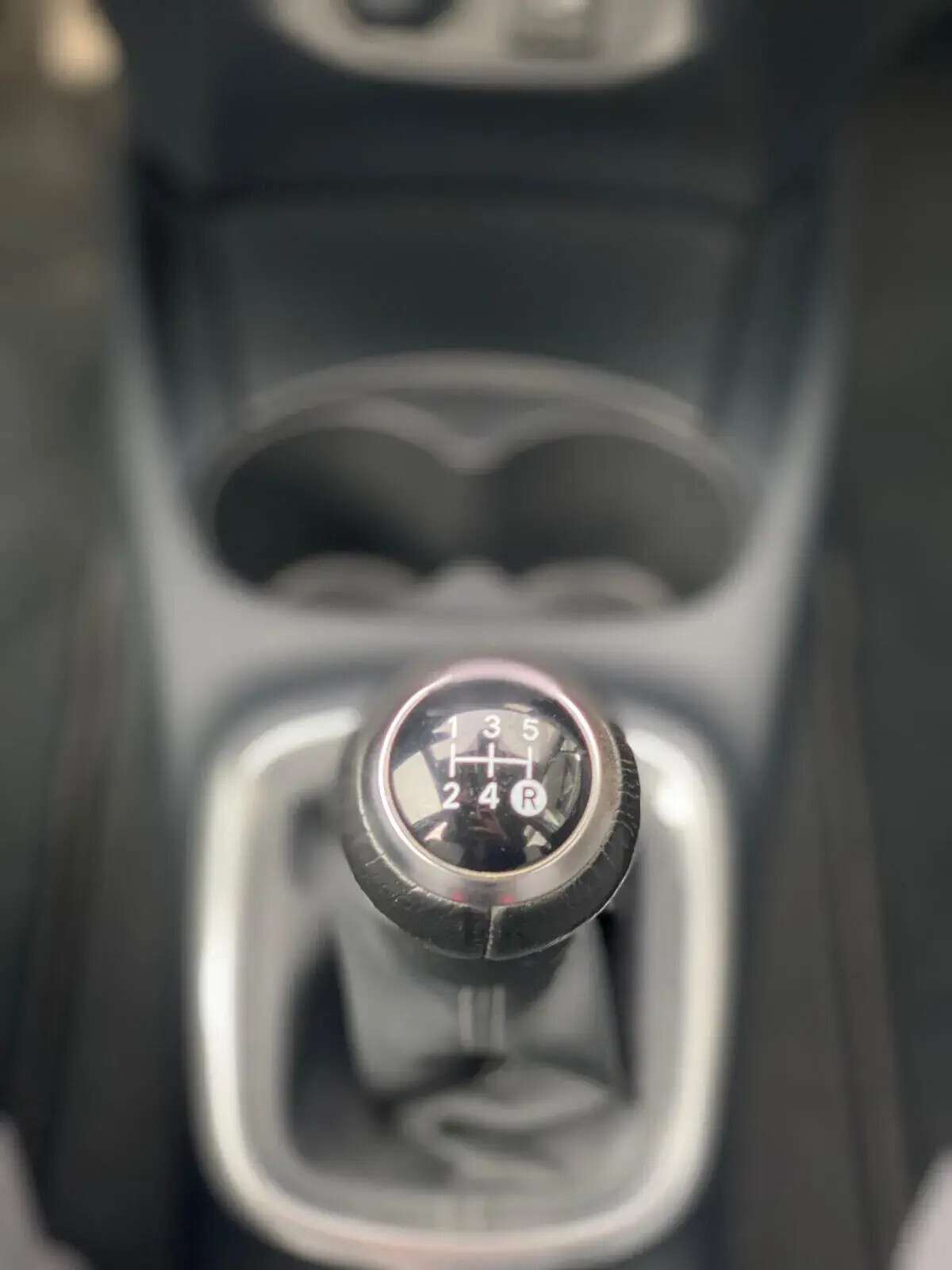 toyota-yaris-2020-gasolina-998cc