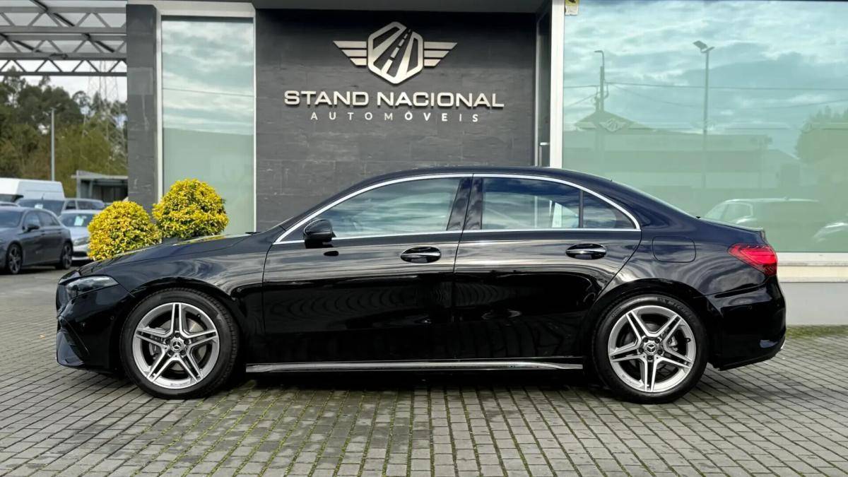 mercedes-benz-classe-a-a-200-limousine-premiun-auto-7g-amg-163-cv-2023-diesel-1950cc