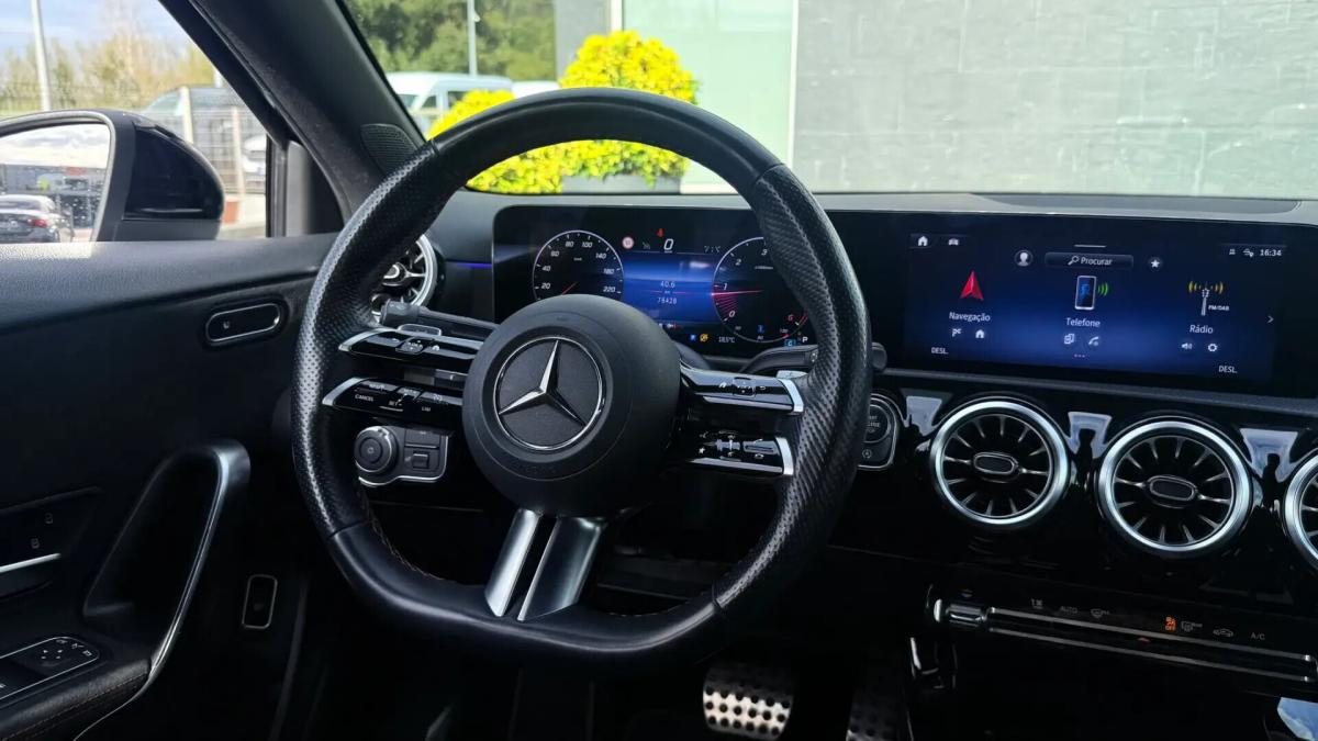 mercedes-benz-classe-a-a-200-limousine-premiun-auto-7g-amg-163-cv-2023-diesel-1950cc