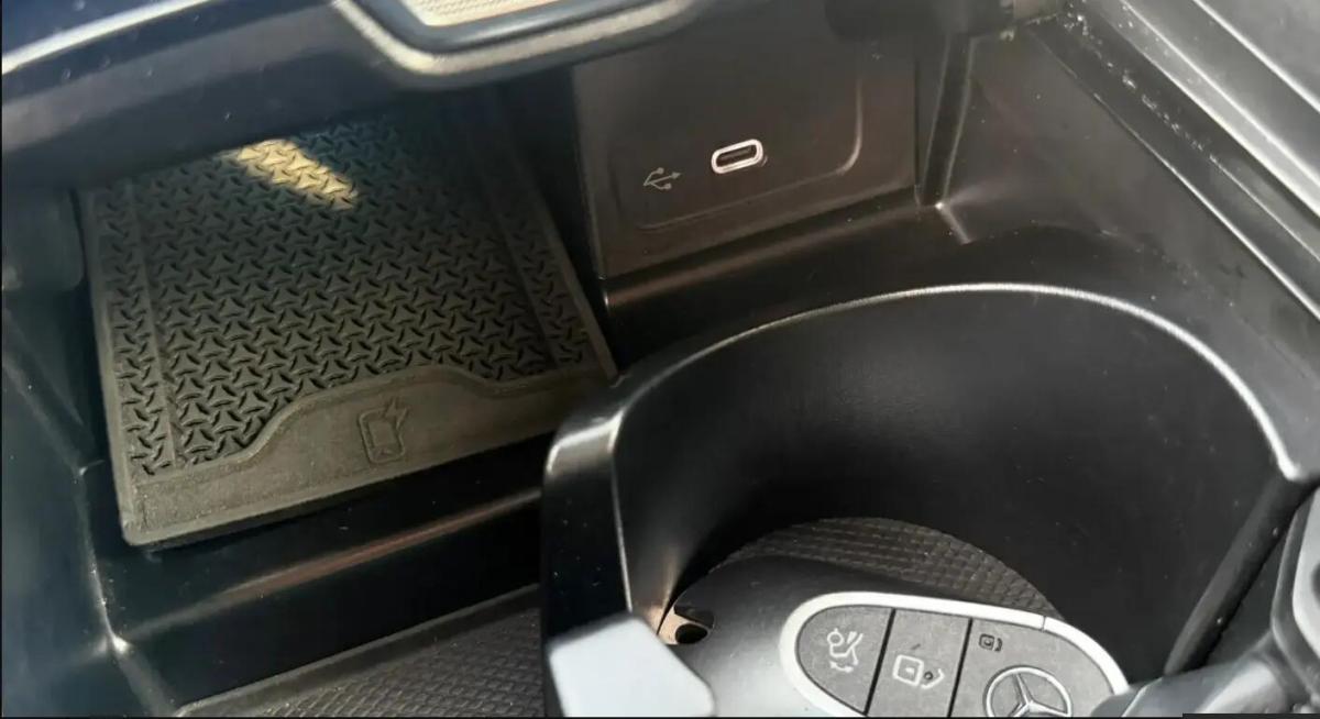 mercedes-benz-classe-c-c-300-de-2024-hibrido-a-diesel-1993cc