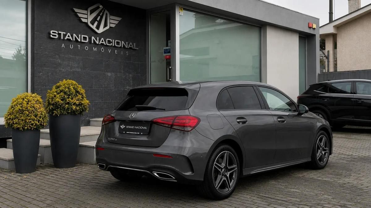 mercedes-benz-classe-a-a-250-e-2023-hibrido-a-gasolina-1332cc