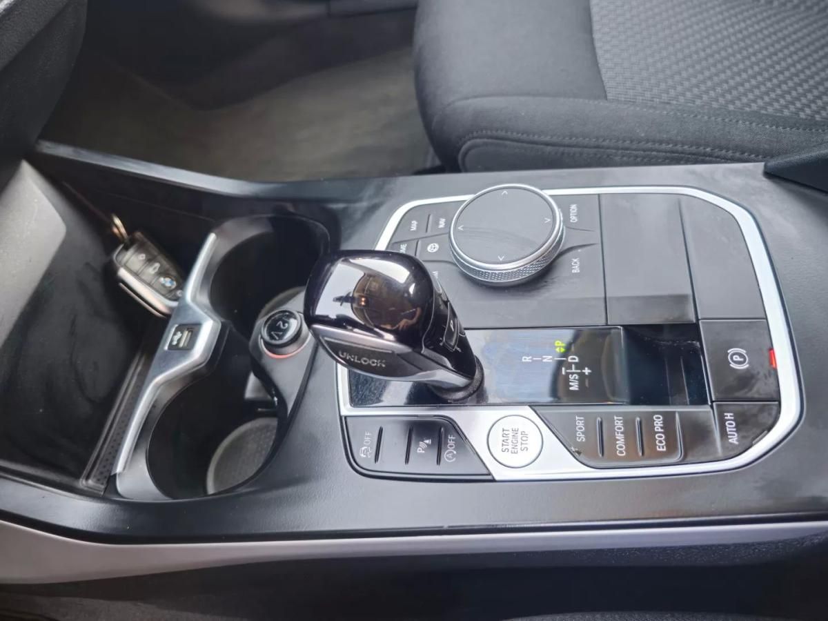 bmw-serie-1-2021-diesel-1496cc