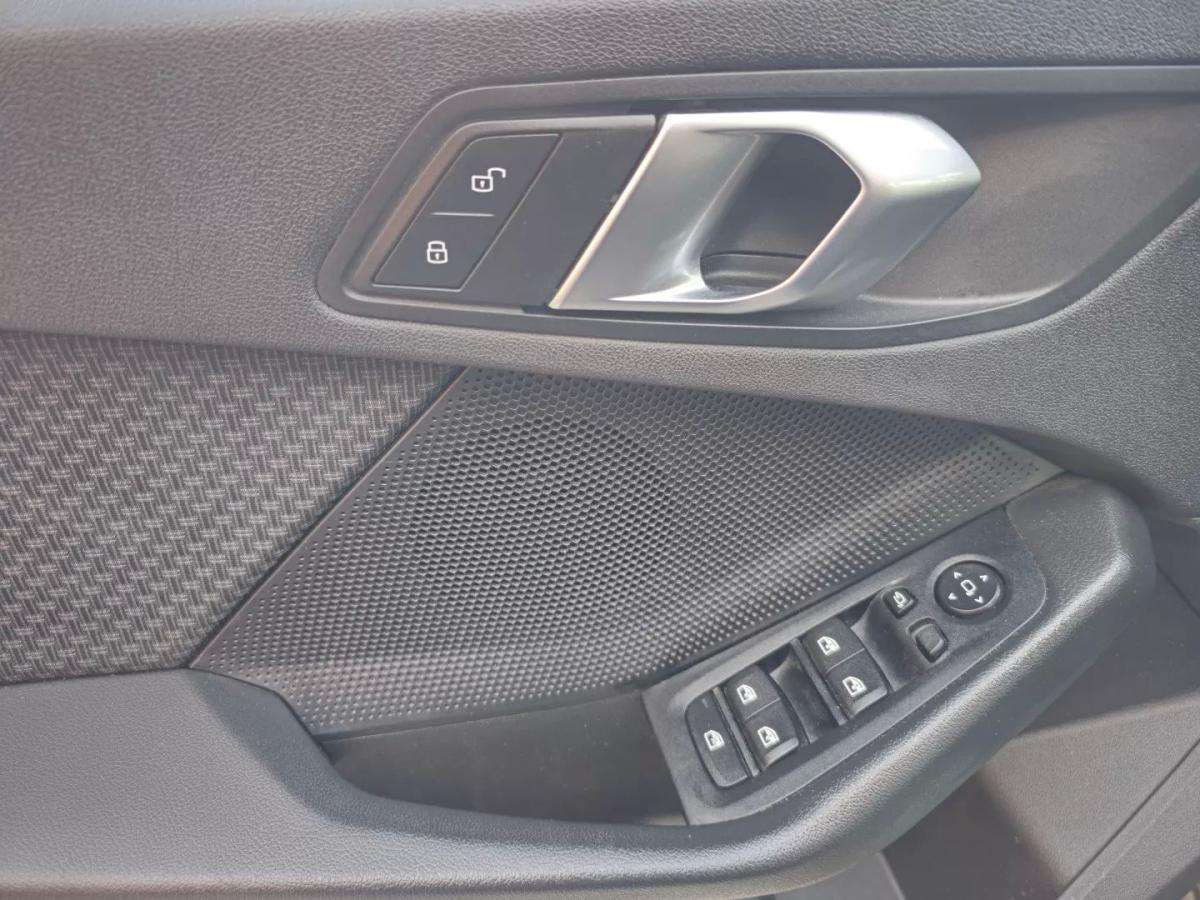 bmw-serie-1-2021-diesel-1496cc