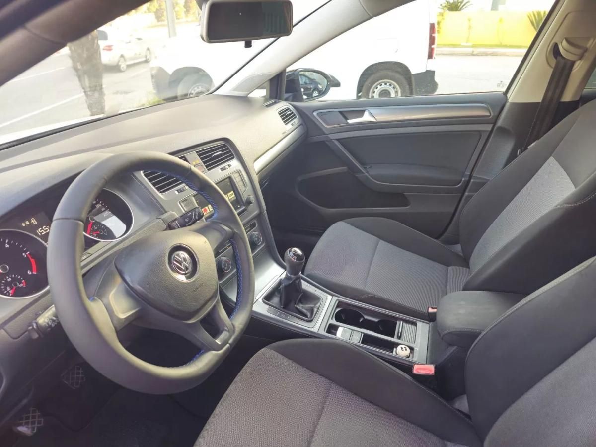 volkswagen-golf-variant-2016-diesel-1598cc