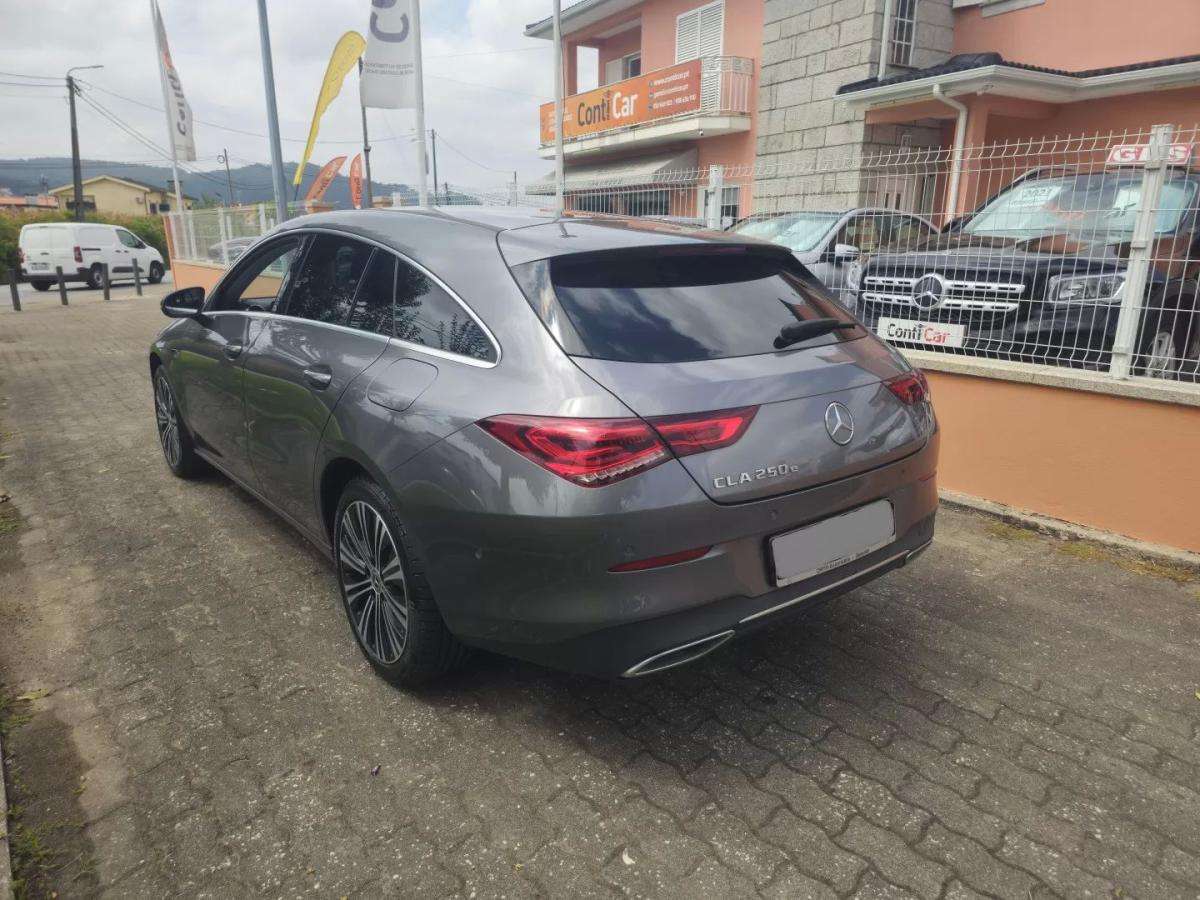 mercedes-benz-cla-2021-hibrido-1332cc