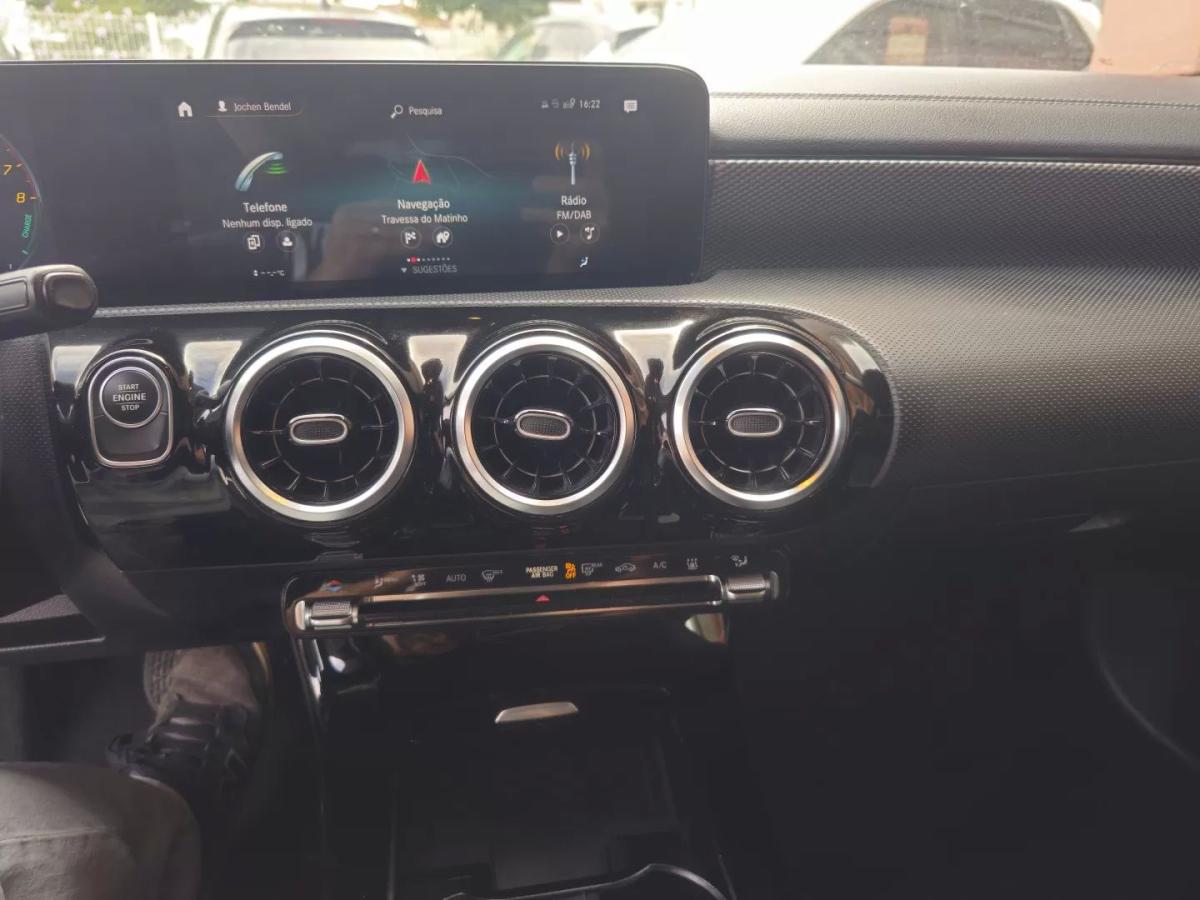 mercedes-benz-cla-2021-hibrido-1332cc