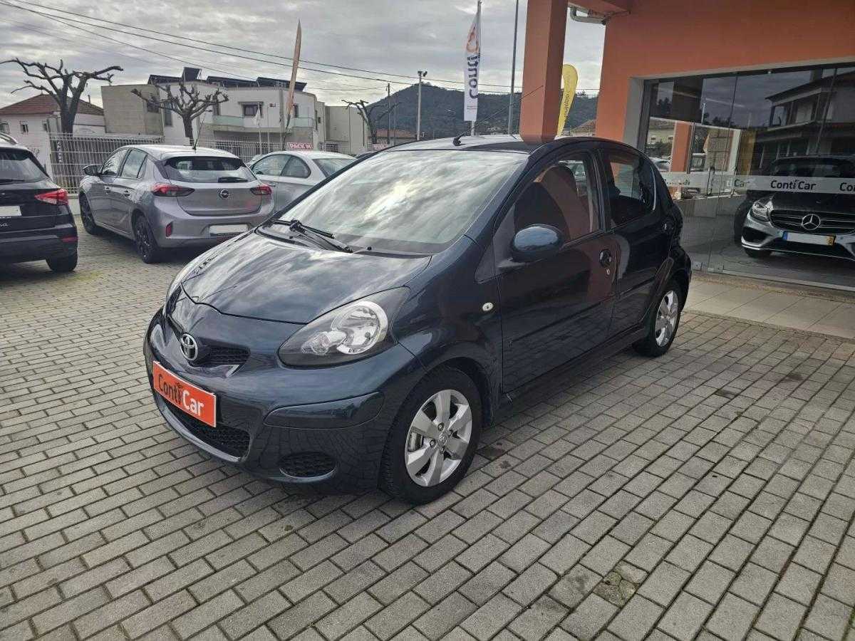 toyota-aygo-2011-gasolina-998cc