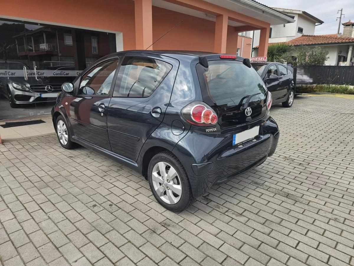 toyota-aygo-2011-gasolina-998cc