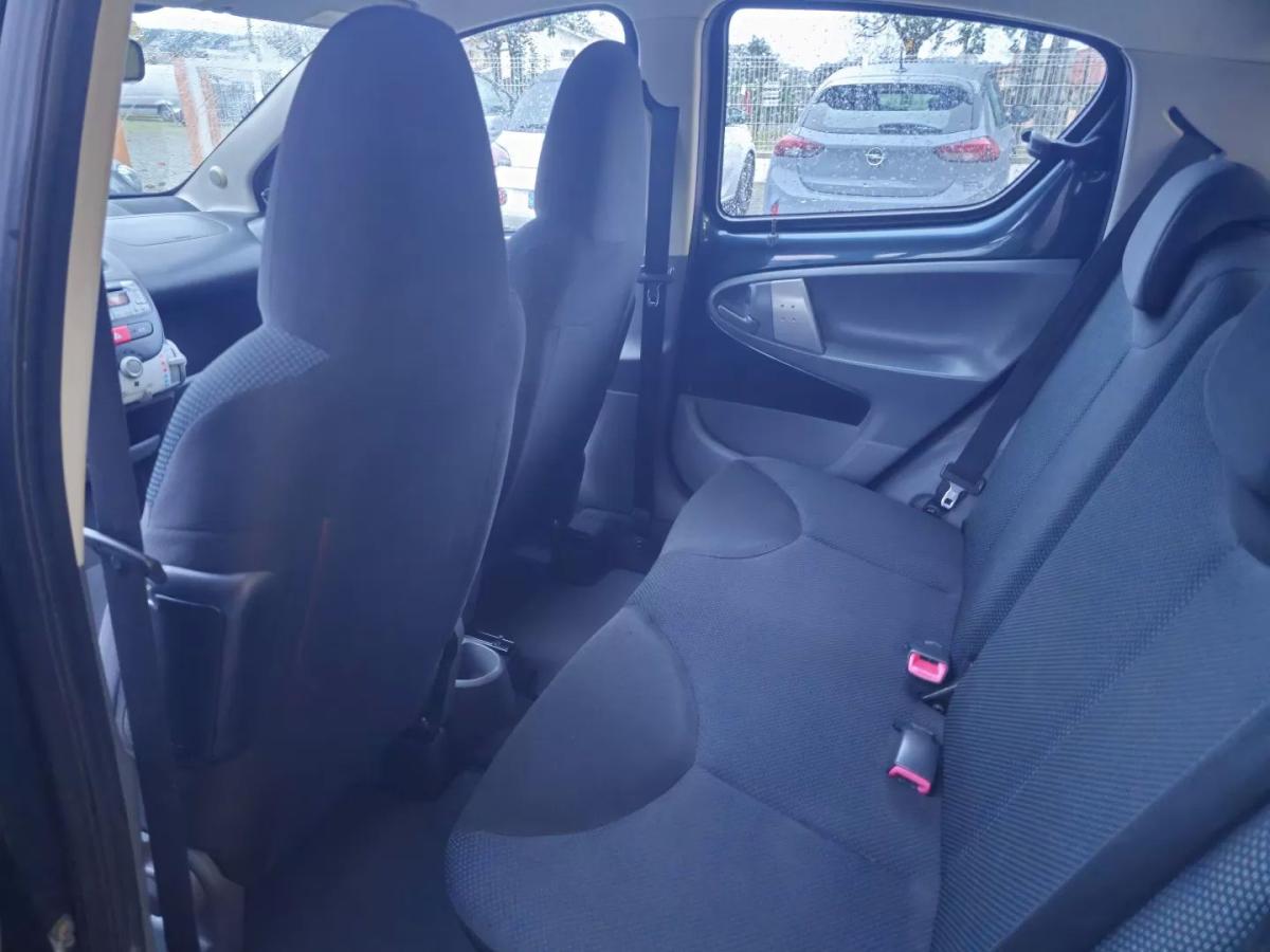 toyota-aygo-2011-gasolina-998cc