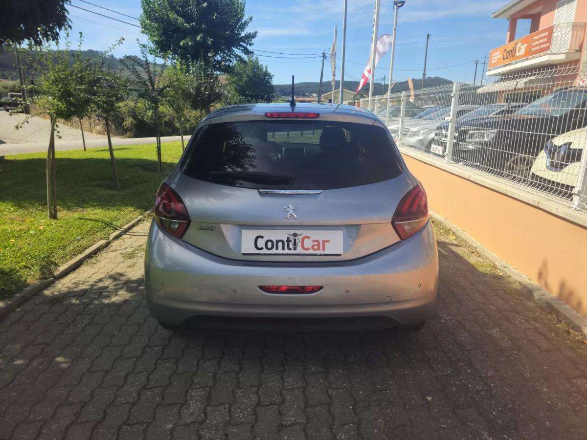 peugeot-208-2019-diesel-1499cc