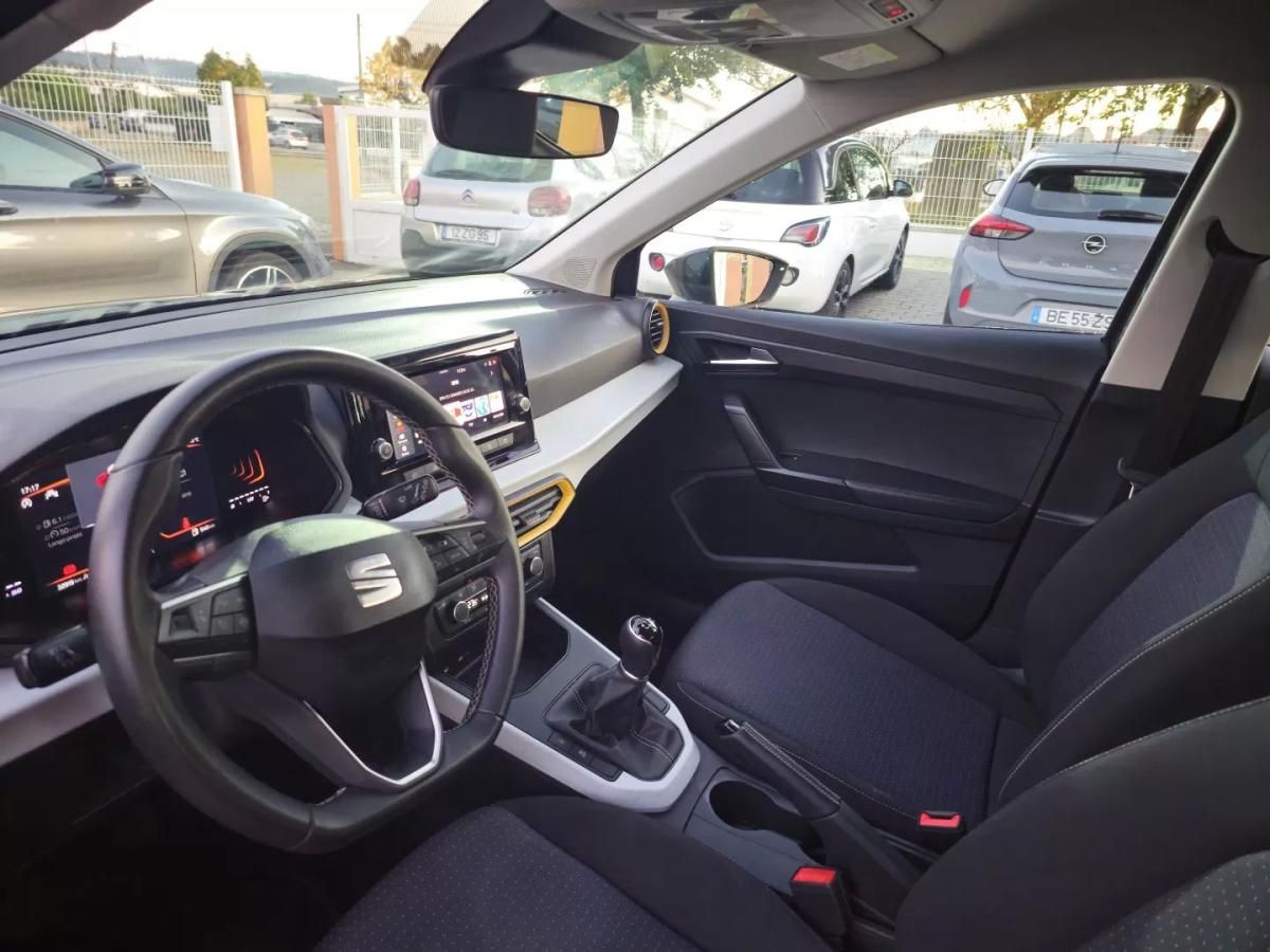 seat-arona-2024-gasolina-999cc