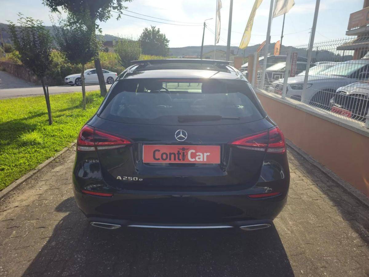 mercedes-benz-classe-a-2022-hibrido-1400cc