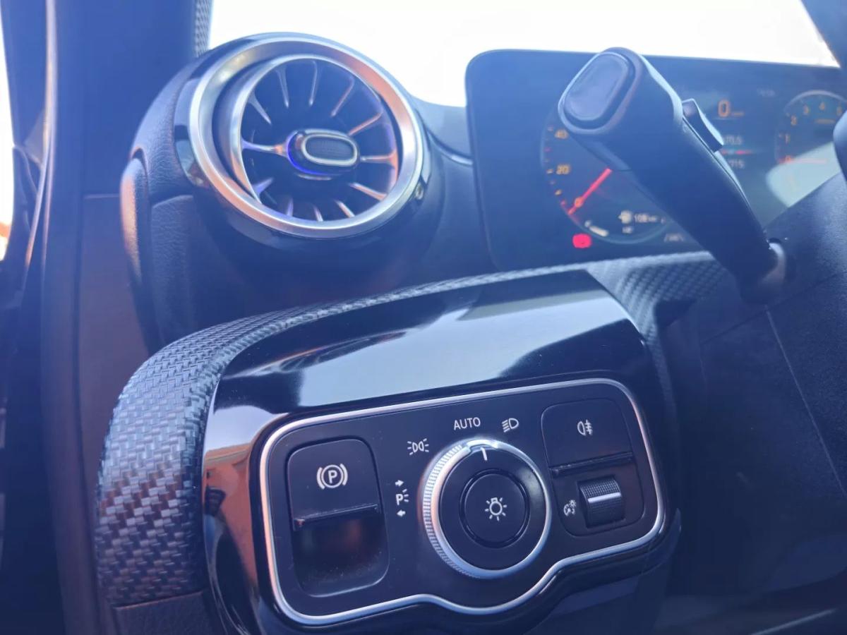 mercedes-benz-classe-a-2022-hibrido-1400cc