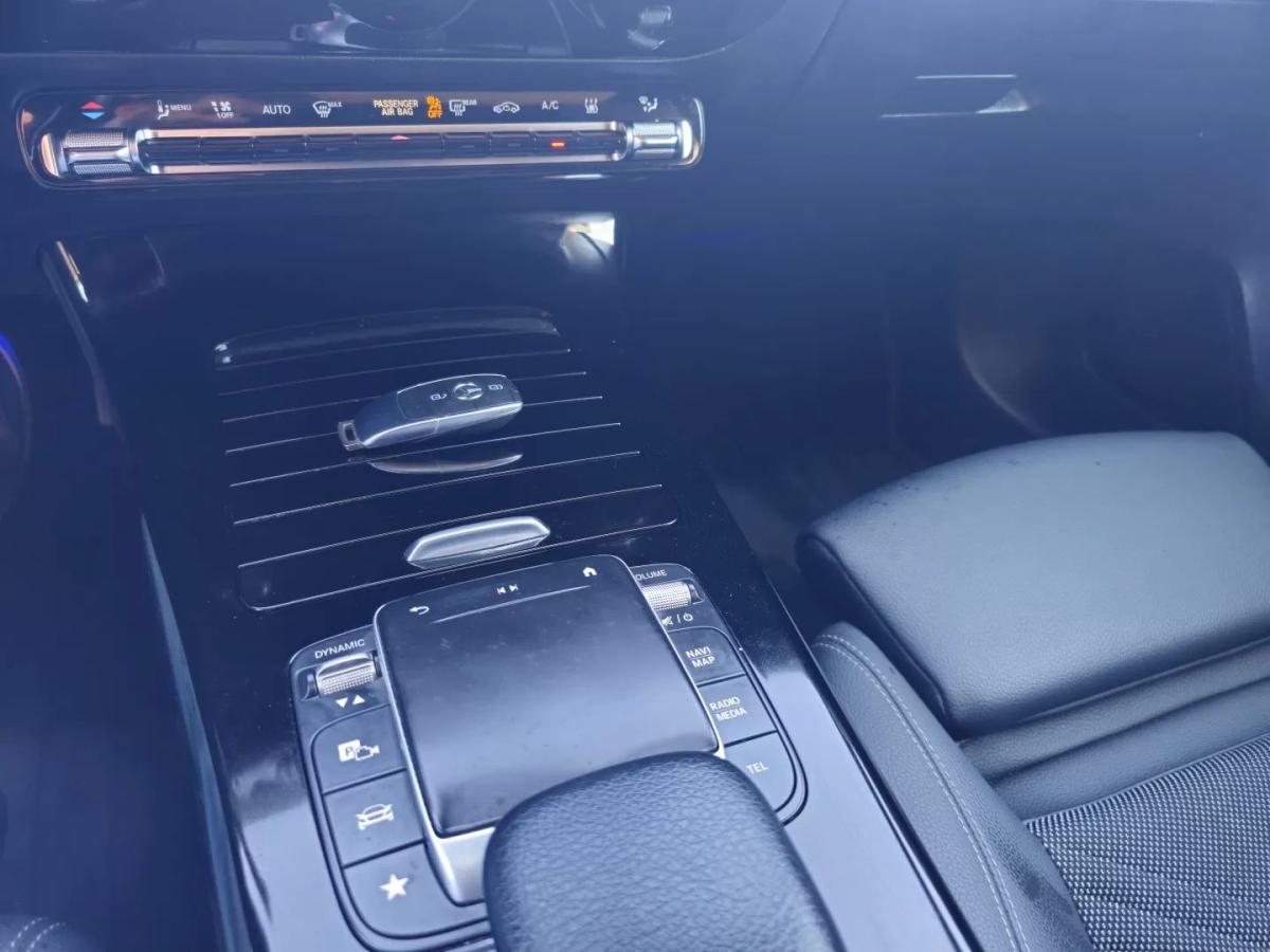 mercedes-benz-classe-a-2022-hibrido-1400cc