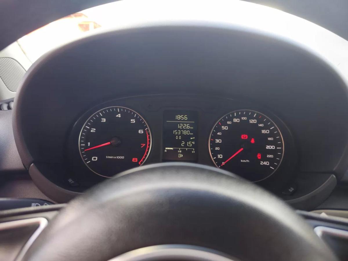audi-a1-sportback-2013-gasolina-1197cc