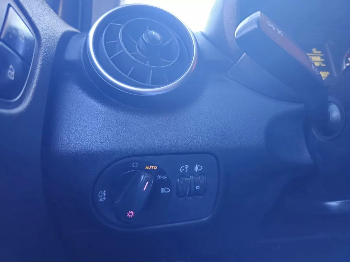 audi-a1-sportback-2015-gasolina-1197cc