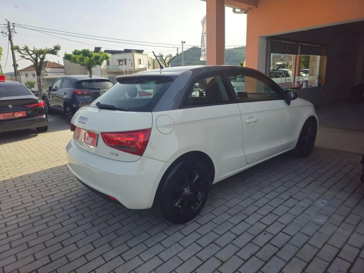 audi-a1-2011-gasolina-1197cc