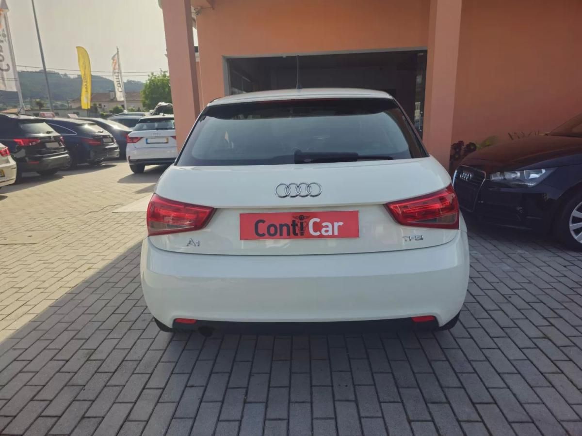 audi-a1-2011-gasolina-1197cc