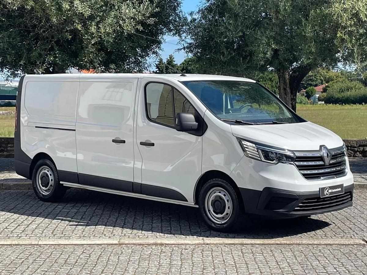 renault-trafic-2023-diesel-1997cc